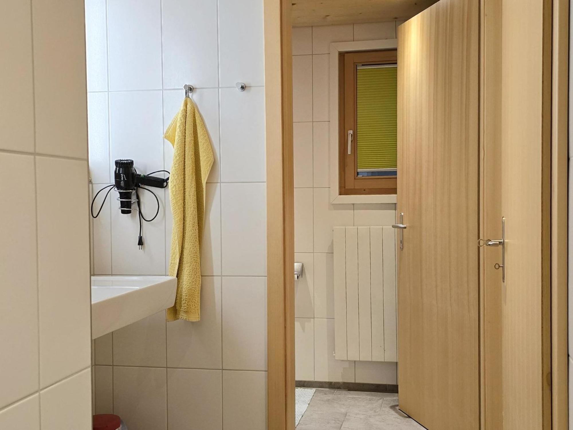 Apartment Am Ryschbaechli By Interhome Цвайзимен Екстериор снимка