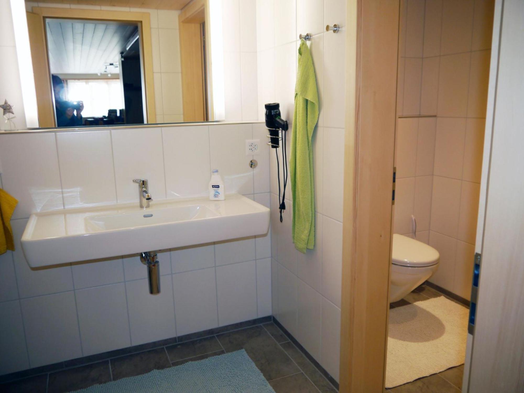 Apartment Am Ryschbaechli By Interhome Цвайзимен Екстериор снимка